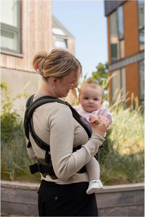 Actual product image Moova Baby carrier Iced Coffee
