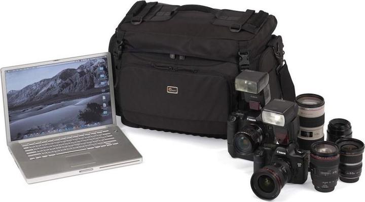 Actual product image Lowepro Magnum DV6500 AW, Video Camera Bag, Black (Camera shoulder bag)