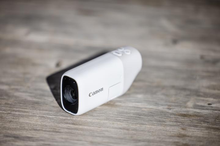 Actual product image Canon Powershot Zoom Essential Kit (100 - 400 mm, 12.10 Mpx, 1/3")