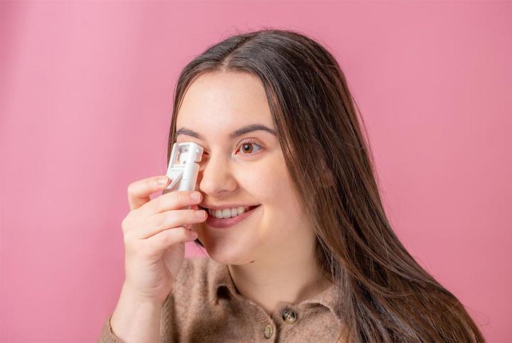 Actual product image TOP Heated eyelash curler