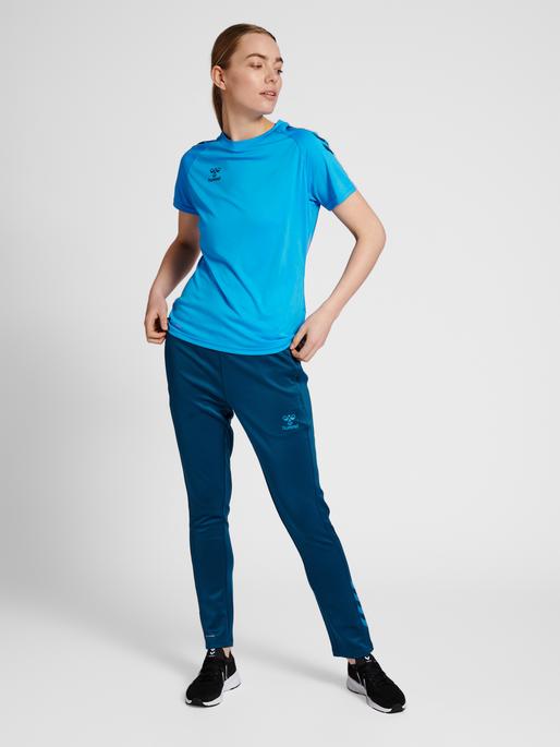Actual product image hummel Core Xk Core Poly T-Shirt S/S Woman (L)