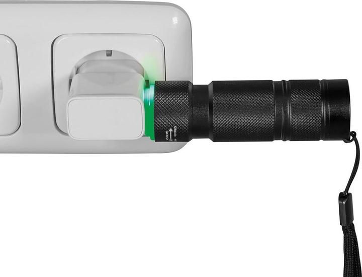 Produktbild Maxxmee Power-Taschenlampe 3.7 V 1800 mAh Schwarz (4 cm)