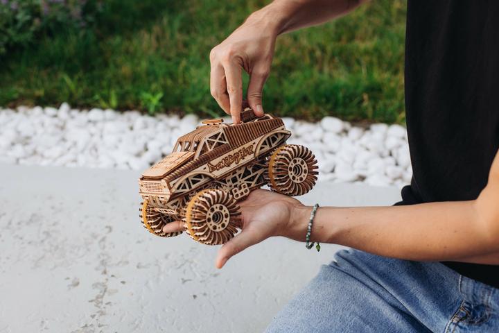 Produktbild Wood Trick Monster Truck - 3D Holzbausatz