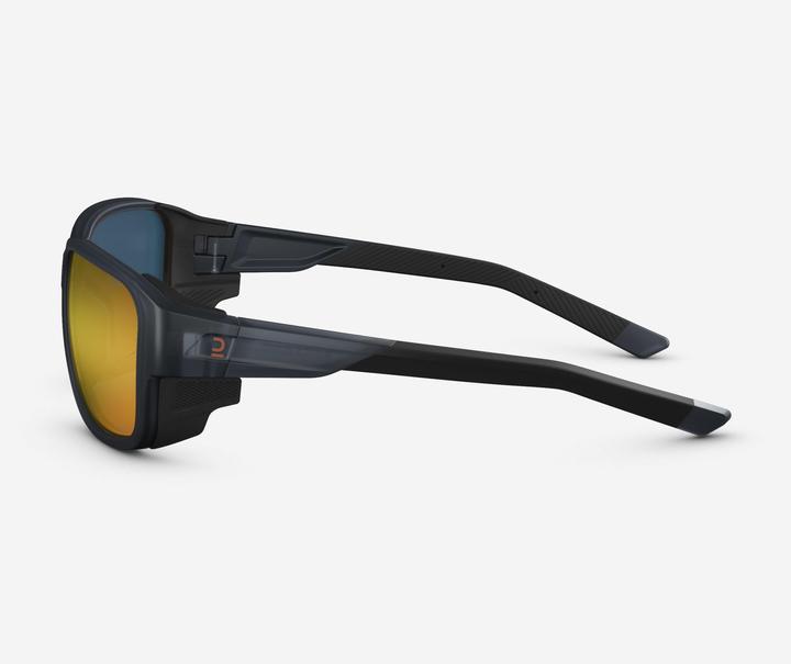 Produktbild Quechua Sonnenbrille Damen/Herren Bergwandern - MH570 photochrom Kategorie 2–4 schwarz