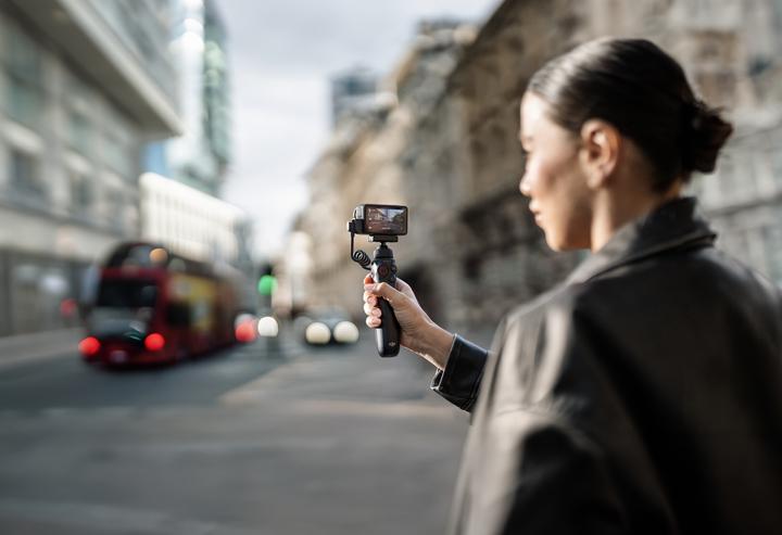 Actual product image DJI Osmo Action 5 Pro Adventure Combo (120p, Wi-Fi, Bluetooth)
