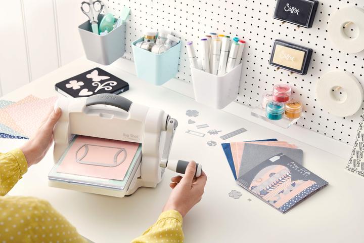 Produktbild Sizzix Big Shot Foldaway Starter Kit (10 Blätter, A5)