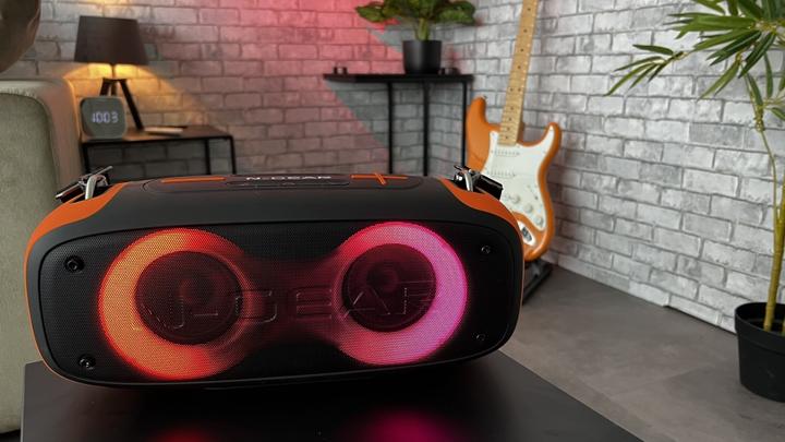 Produktbild N-Gear Blazooka 830 - Draagbare Bluetooth Speaker - Karaoke Set - Met Microfoon & Verlichting - IPX5 Waterd (6 h)