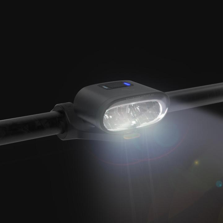 Image du produit Decathlon Kit éclairage vélo puissant rechargeable usb avec capteur de décélération ST930 (400 lm, 15 lm)