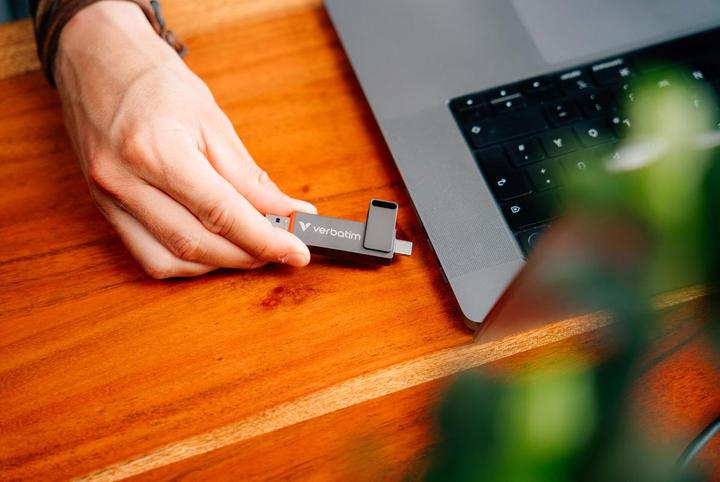 Produktbild Verbatim Dual QuickStick (1000 GB, USB-A, USB-C)