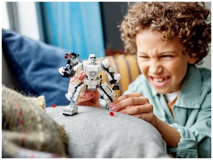 Actual product image LEGO Stormtrooper Mech (75370, LEGO Star Wars)