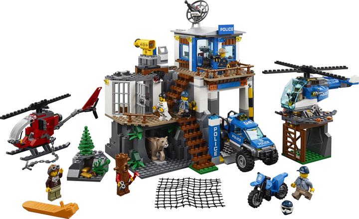 Actual product image LEGO Mountain Police Headquarters (60174, LEGO City)