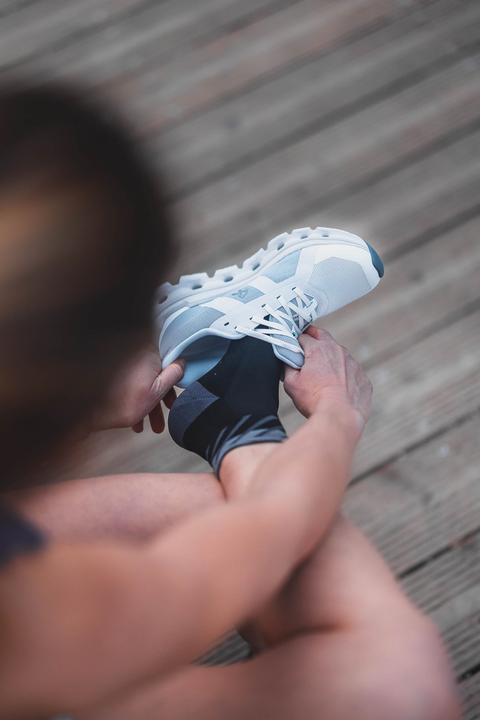 Immagine prodotto Incylence La Corsa Interrompe I Tempi Brevi (39 - 42)