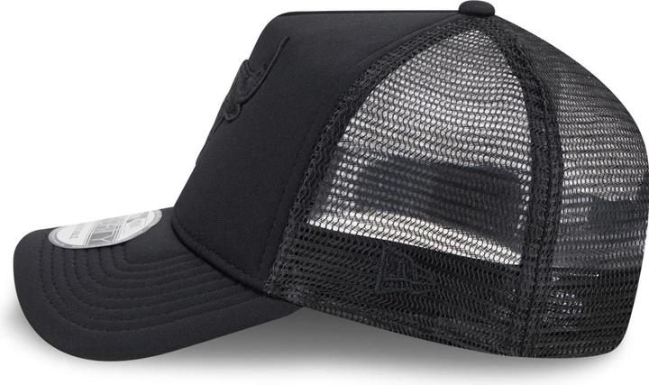 Actual product image New Era 9Forty Trucker Chicago Bulls
