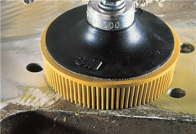 Produktbild 3M Roloc Bristle Bürste 76mm K120 RD-ZB weiss VE5 (K120)
