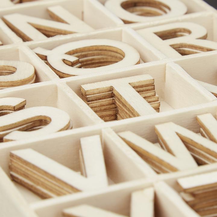 Actual product image Relaxdays Wooden letters set