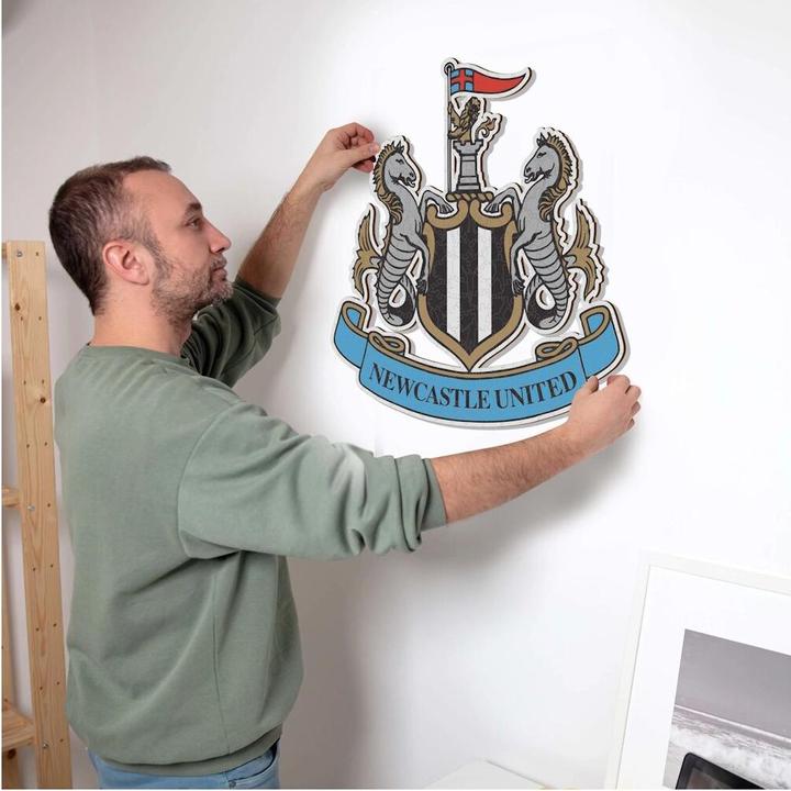 Actual product image Iconic Newcastle United FC - Logo - Wooden Puzzle Size S (150 pieces) (150 pieces)