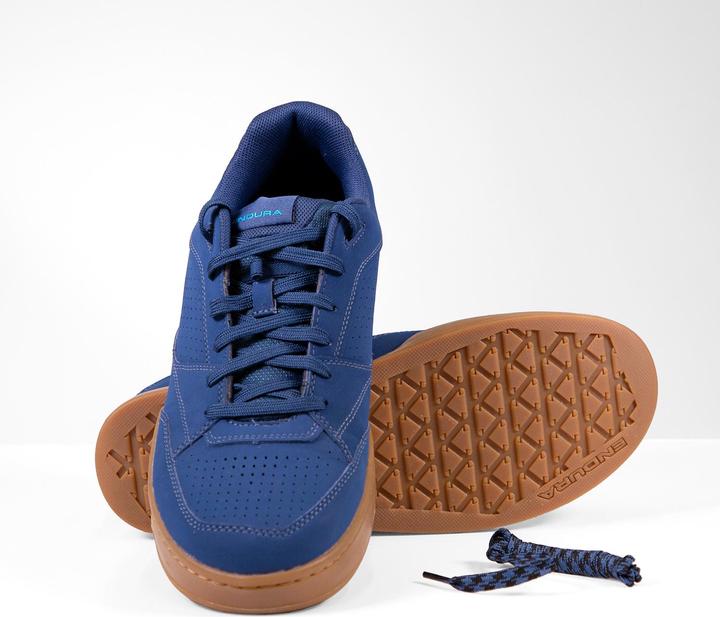 Produktbild Endura Hummvee Flat Pedal Schuh (42)