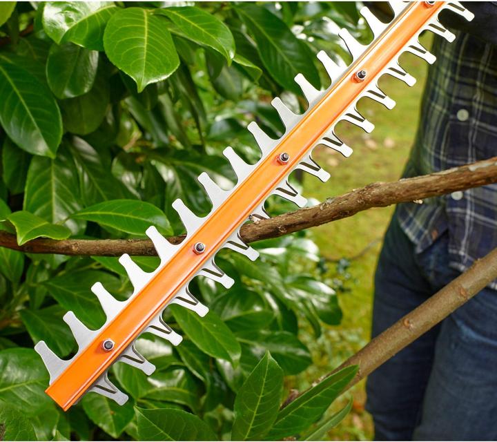 Productafbeelding Black & Decker Blac heggenschaar BEHT251-QS 450W 50 cm meslengte, 18 mm snijdikte (Elektrische heggenschaar)