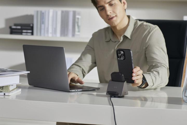 Actual product image Pitaka MagEZ Case Pro for iP 15 Pro Max (Black/Grey Twill) 1500D (Apple iPhone 15 Plus)