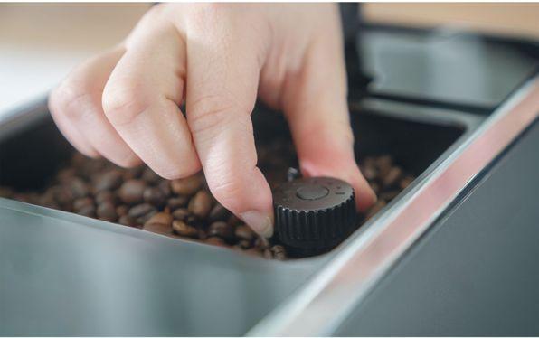 Produktbild Unold Kaffeevollautomat LUCA 28835 (EU-Stecker)