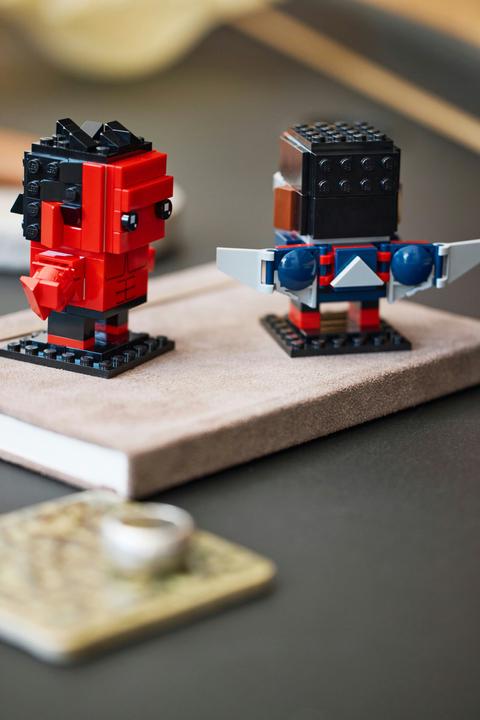 Produktbild LEGO BrickHeadz Super Heroes Captain America & Red Hulk (40668, LEGO Brickheadz)