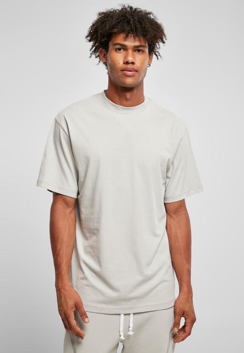 Actual product image Urban Classics Tall Tee - 3972 (6XL)