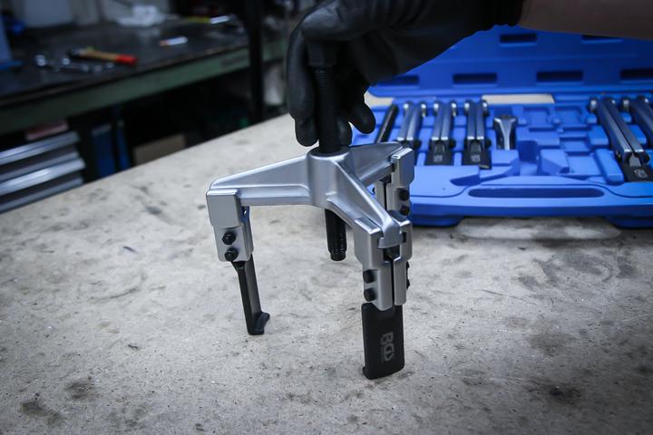 Actual product image BGS External / internal Puller Set, 2 and 3-arm 13 pcs.