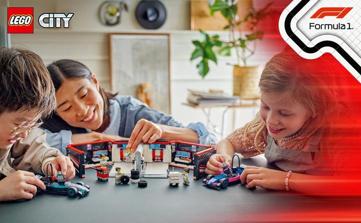Produktbild LEGO F1 Garage mit Mercedes-AMG & Alpine Rennautos (60444, LEGO City)