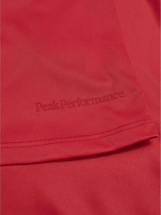 Actual product image Peak Performance Player (S)