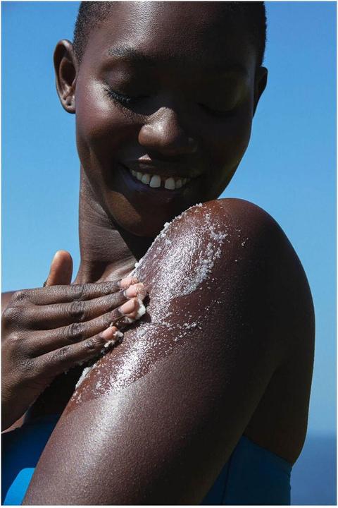 Immagine prodotto Ouai Peeling Scalp & Body Scrub