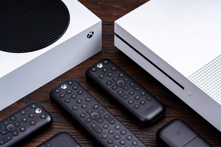 Image du produit 8bitdo Xbox Media Remote Black Ed. (Télécommande spécifique à l'appareil, Infrarouge)