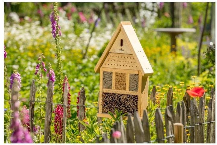 Produktbild Neudorff Insektenhotel (Wildbienen, Florfliegen, Marienkäfer, Grabwespen)