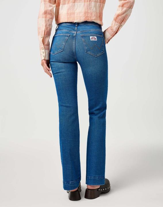Actual product image Wrangler Jeans Flare (26)