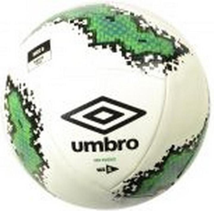 Umbro Neo Club Fussball (5)