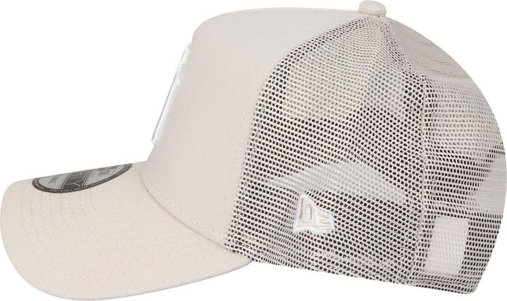 Actual product image New Era 9Forty Trucker New York Yankees