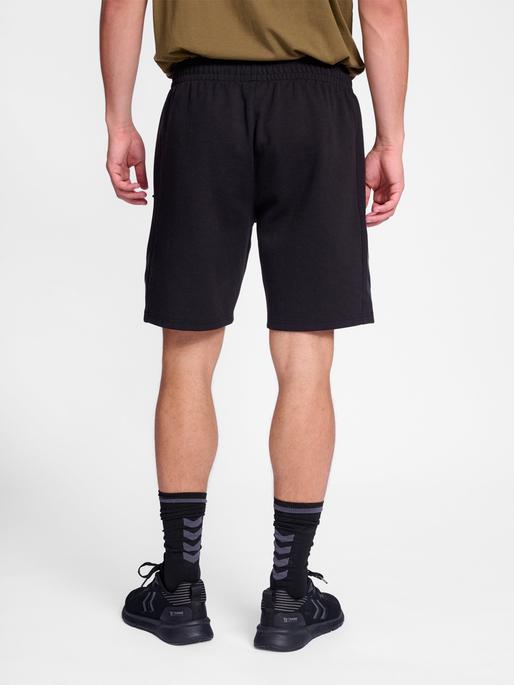 Actual product image hummel Hmltravel Shorts (M)