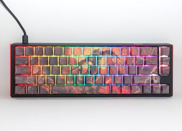 Produktbild Ducky x Doom One 3 SF Gaming Tastatur, RGB LED - MX-Speed-Silver (DE, Kabelgebunden)