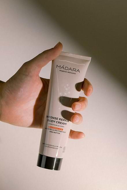 Produktbild Madara Natürliche Körpercreme Frauenmantel & Sheabutter - 150ml - Mádara (Körpercreme, 150 ml)