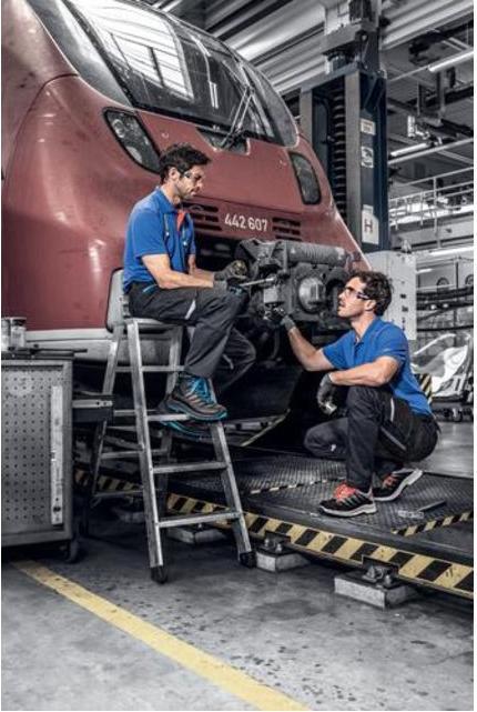 Actual product image Uvex Safety 2 Trend (S3, 47)