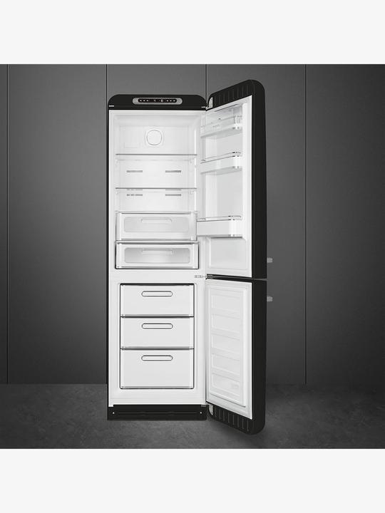 Actual product image Smeg Retro Style FAB32RBL5 (331 l)