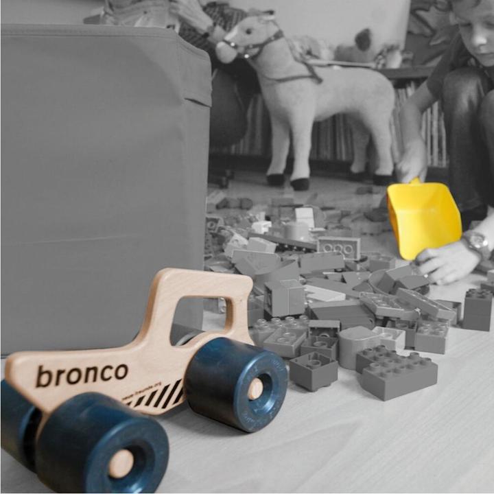 Image du produit Neue Freunde Bronco - Camion pelle en bois avec pelle amovible pour enfants