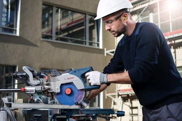 Produktbild Bosch Professional Zubehör Kreissägeblatt Expert for Aluminium, 165 x 20 x 2,6 mm, 52