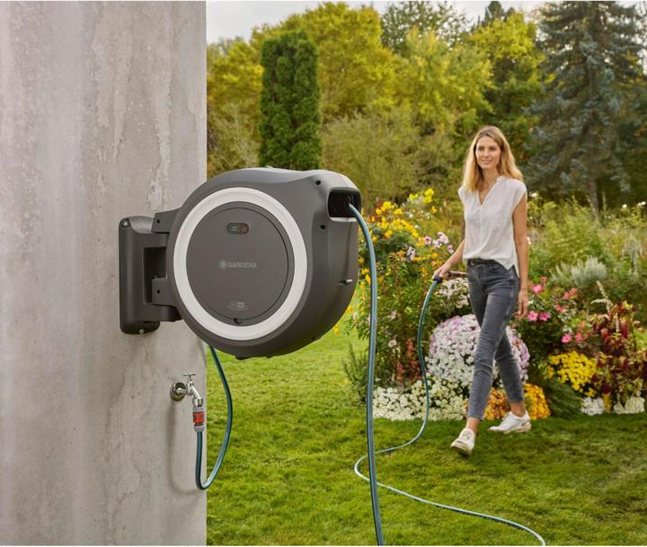 Actual product image Gardena PowerRoll XL 18V white 35 m cordless wall-mounted hose box (35 m)