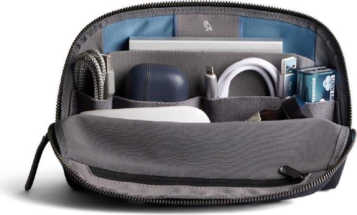 Actual product image Bellroy Desk Caddy (Manicure set)