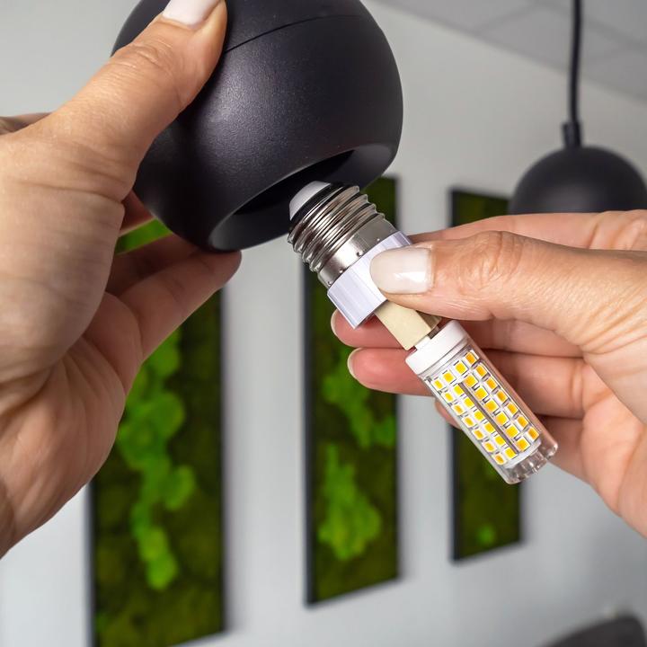 Image du produit Intirilife Adaptateur de culot d'ampoule E27 vers G9