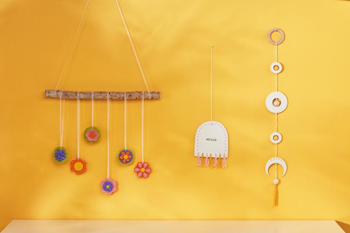Actual product image VBS Wooden balls drilled through "Ø 20 mm