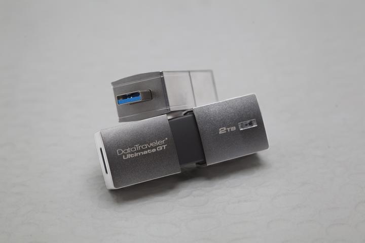 Produktbild Kingston DataTraveler Ultimate GT (2000 GB)