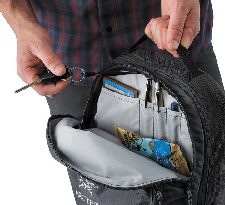 Actual product image Arc'teryx Mantis 26L Daypack (26 l)