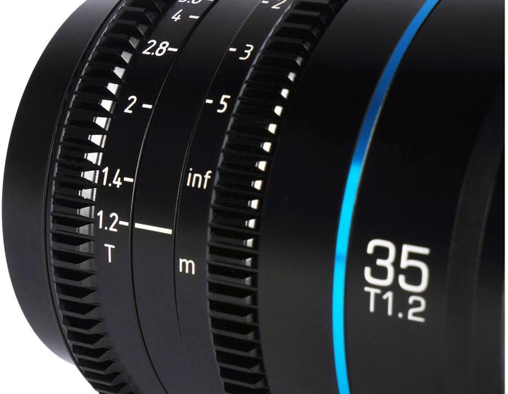 Immagine prodotto Sirui Obiettivo Cine Nightwalker Series 35mm T1.2 S35 a fuoco manuale (Sony E, APS-C / DX)