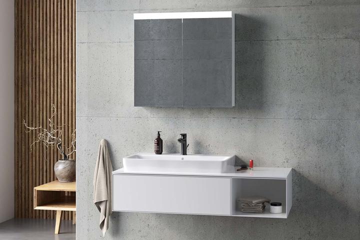 Produktbild Schneider LOWLINE Basic LED Lichtspiegelschrank, 1 Tür, Anschlag wechselbar, offenes Fach unten, 60
